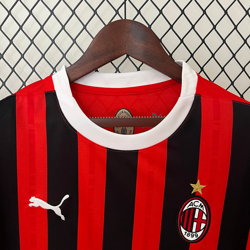 Jersey 24∕25 AC Milan Home
