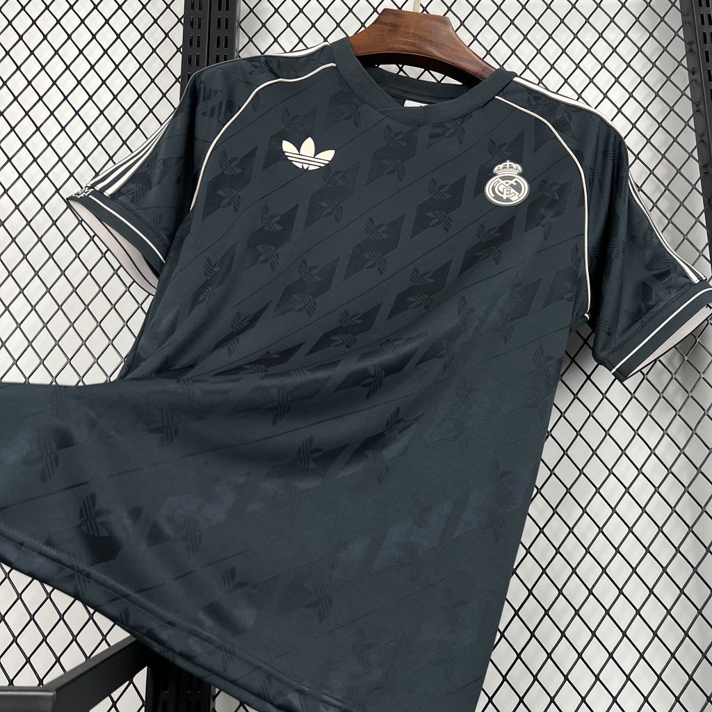 Jersey Real Madrid 24∕25 Special Edition Black