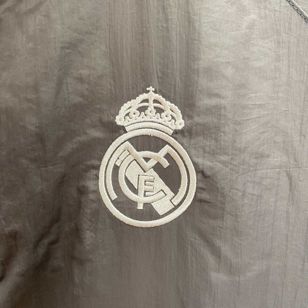Windbreaker Real Madrid 24/25 - Cinza