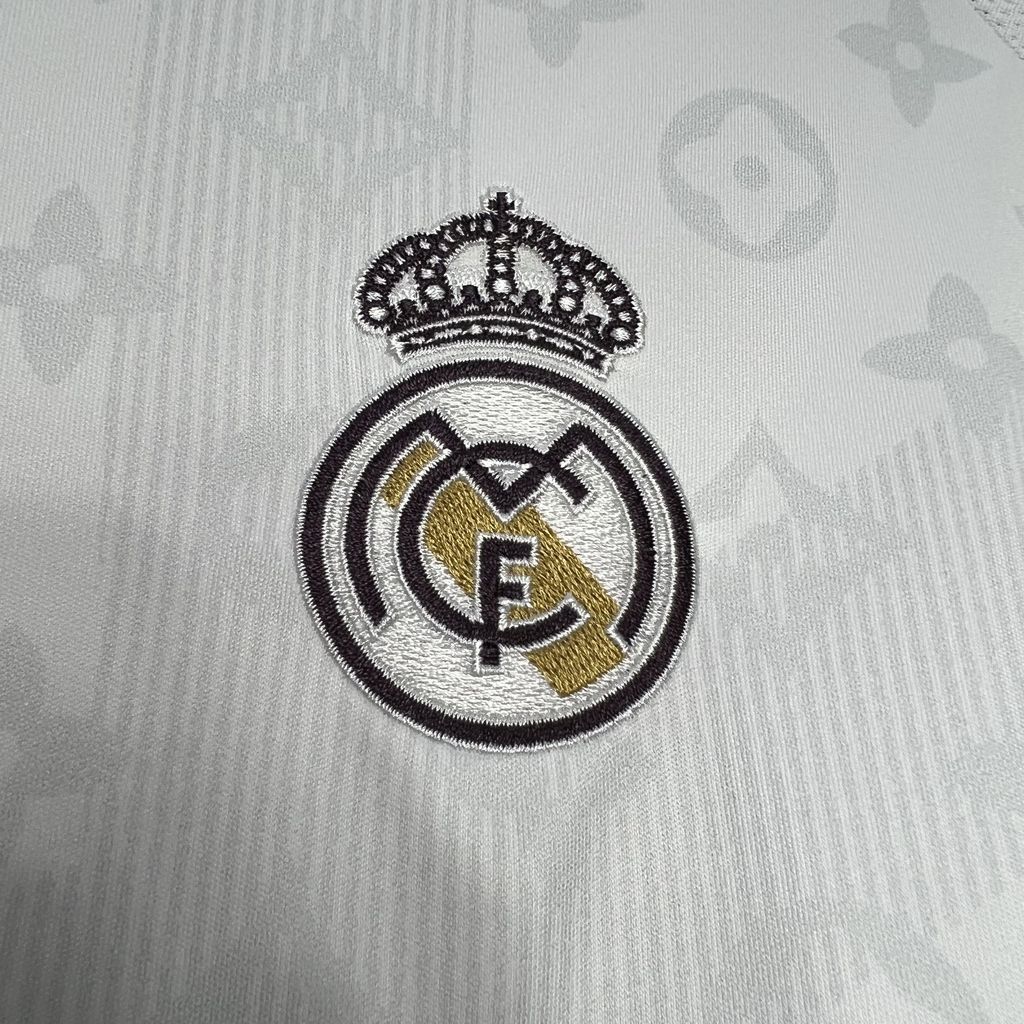 Jersey Real Madrid 2024/25 LV Co-Branded