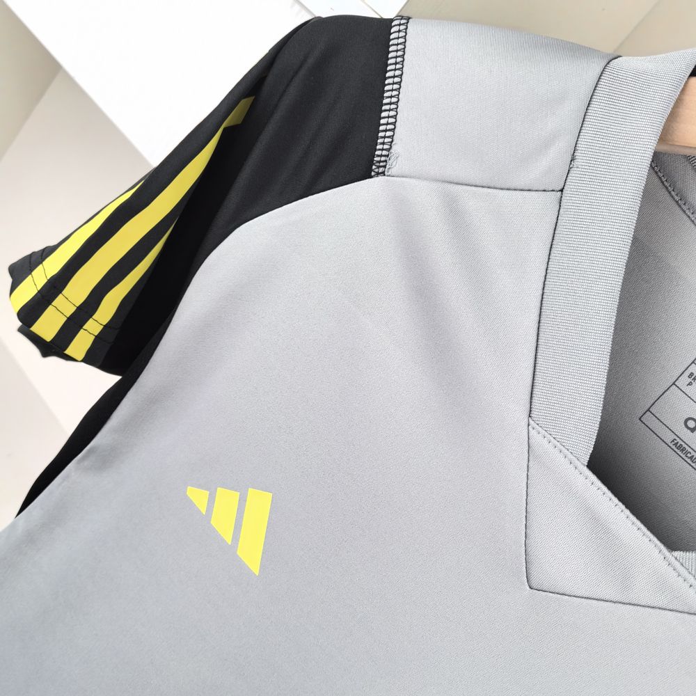 Jersey 24∕25 Flamengo Treino Feminino - Cinza