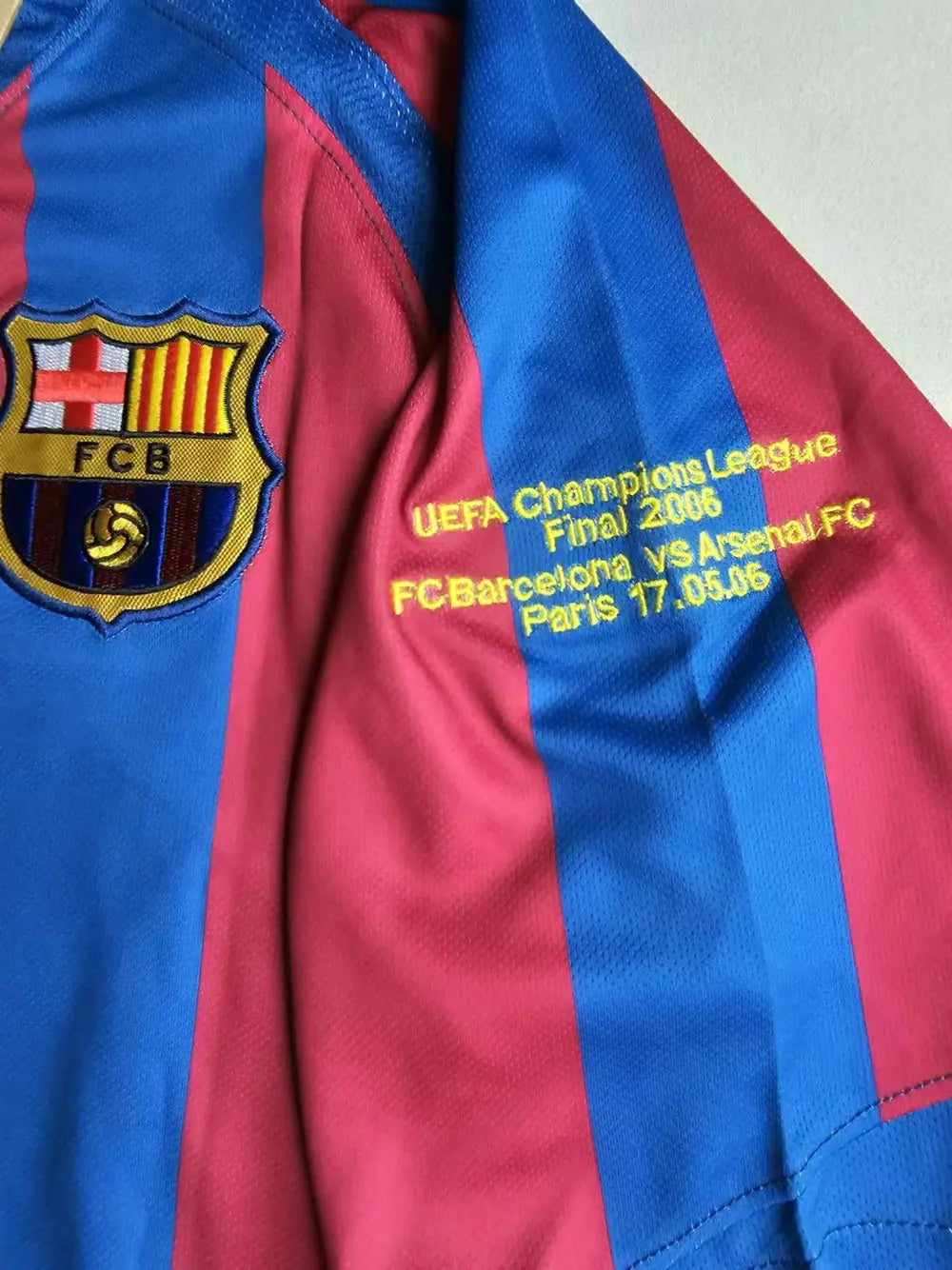 Jersey Ronaldinho Gaúcho Barcelona 2005 Legend