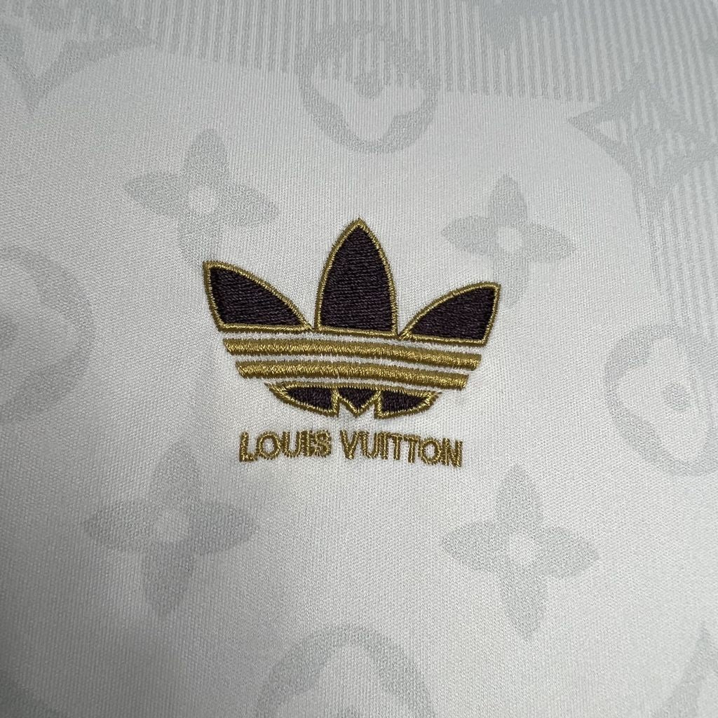 Jersey Real Madrid 2024/25 LV Co-Branded